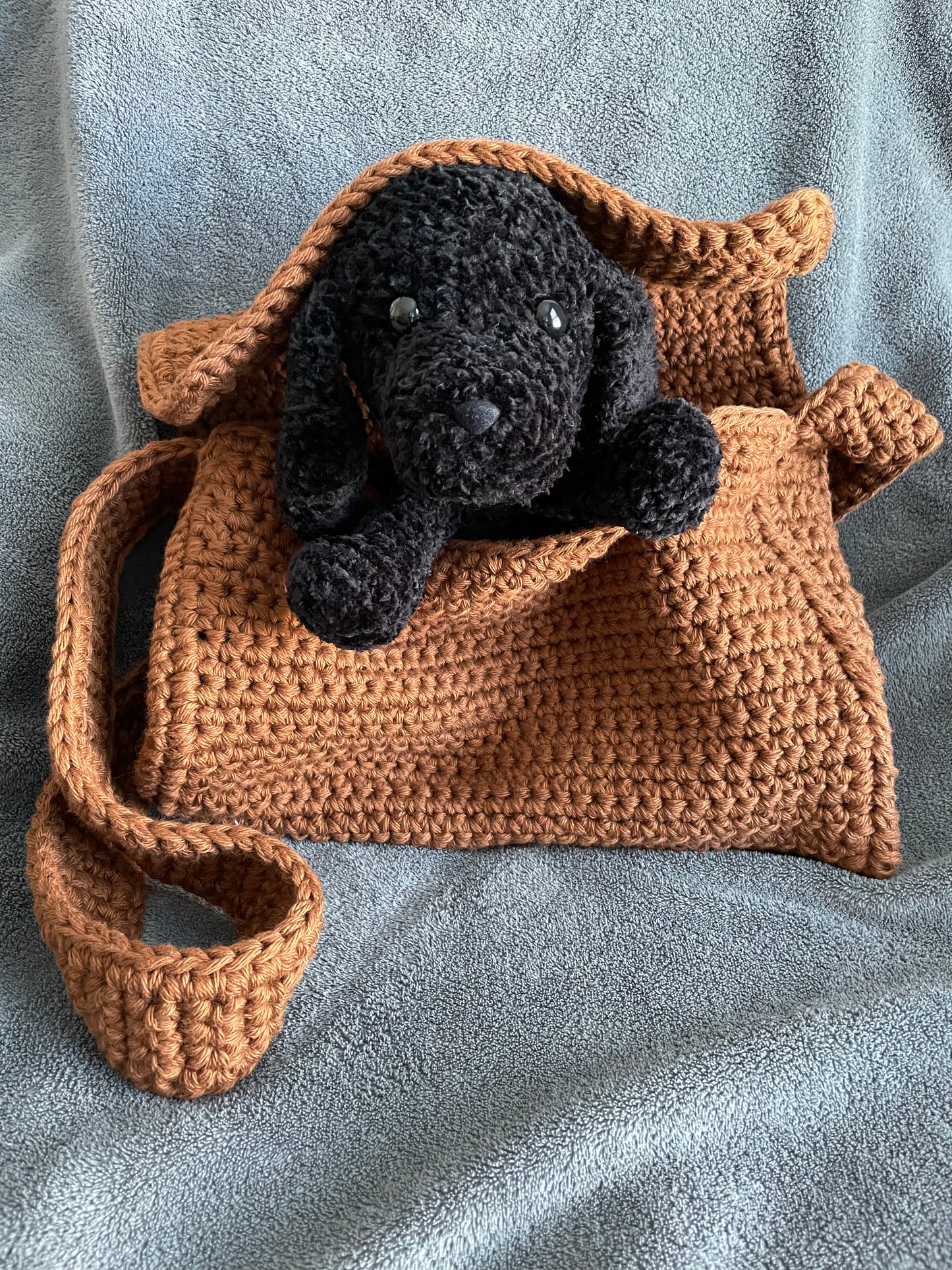 Satchel in a satchel - inspired by the familiar of Saedie from The Player's Keep